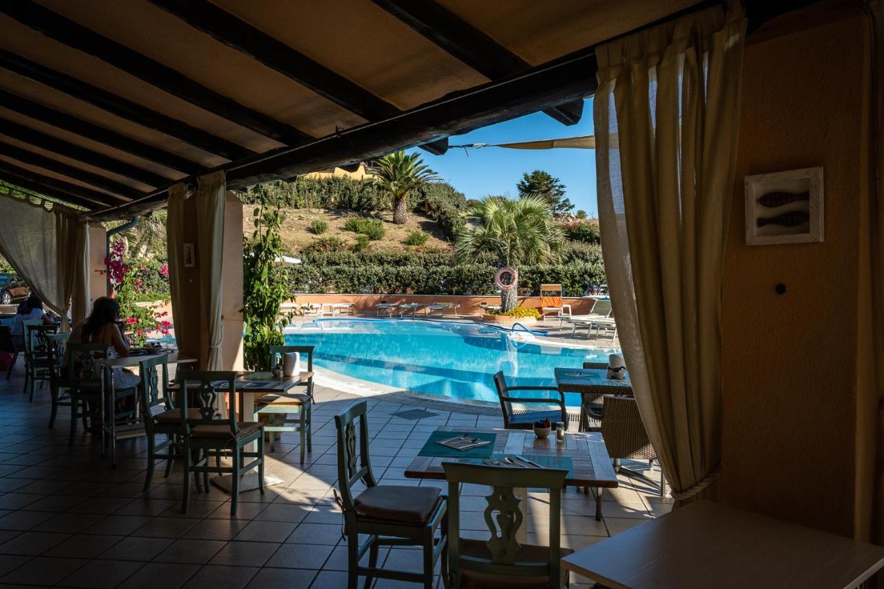 Hotel Corallaro Santa Teresa Gallura Exteriör bild